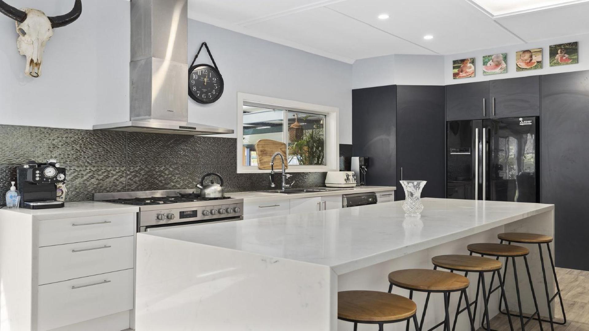 Emily House Villa คอฟฟ์ฮาร์เบอร์ ภายนอก รูปภาพ